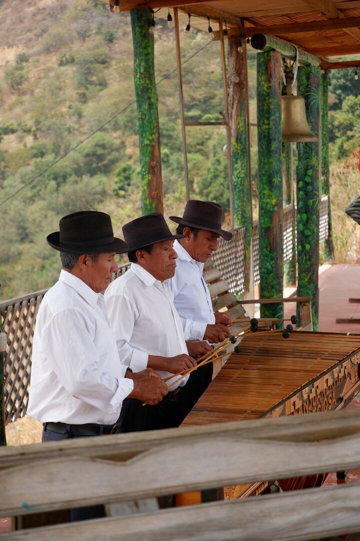 Mirador Kaqasiwaan